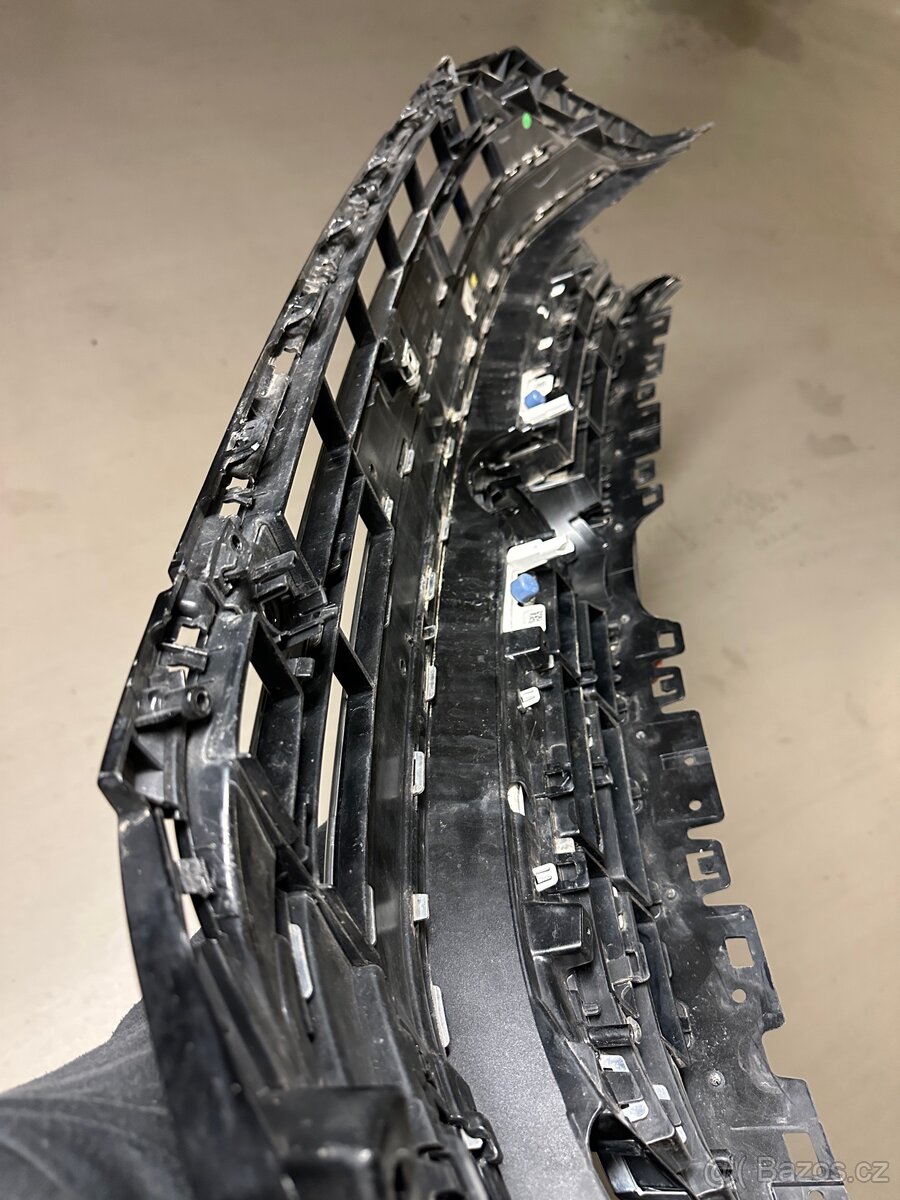 VW Arteon R-Line maska - 16