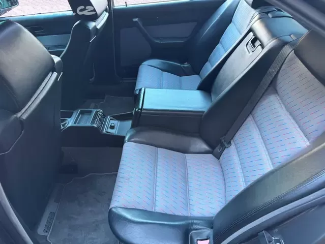 BMW E34 M5 3.6 R6 232kW 315hp,Manuál,Šíbr,Klima. - 16