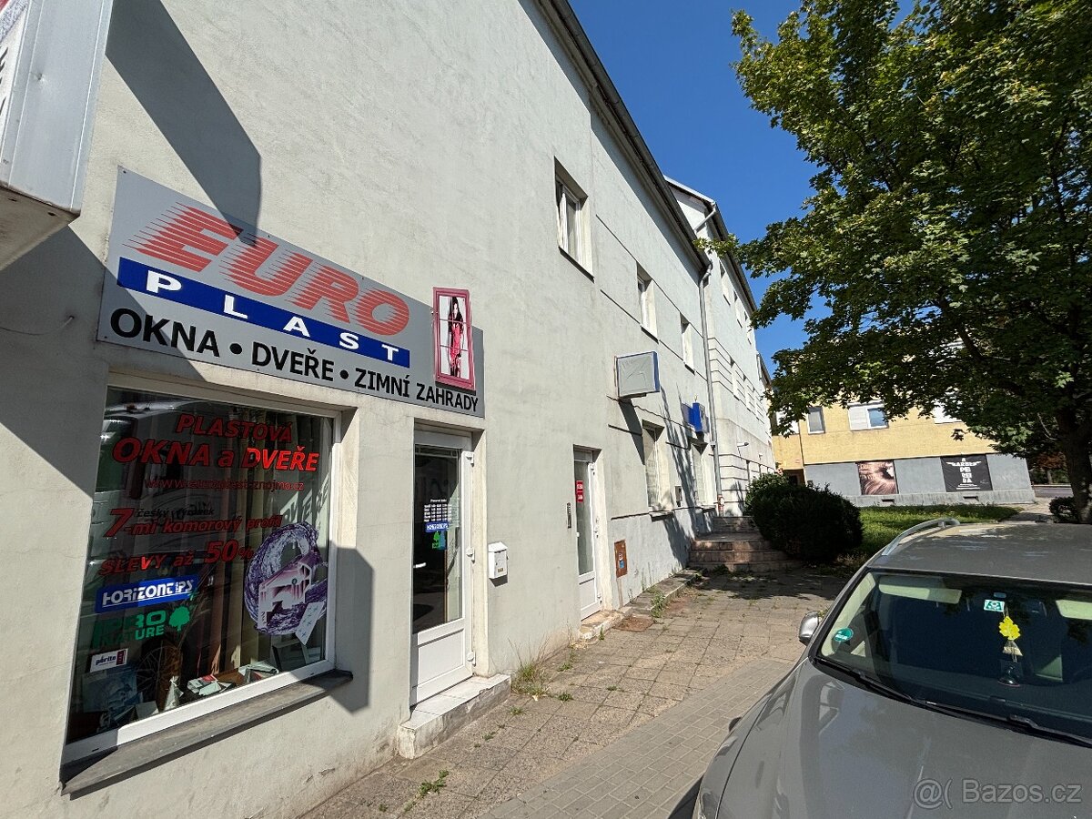 Prodej cihlového bytu 3+1 v OV, 86 m2, Znojmo - 16