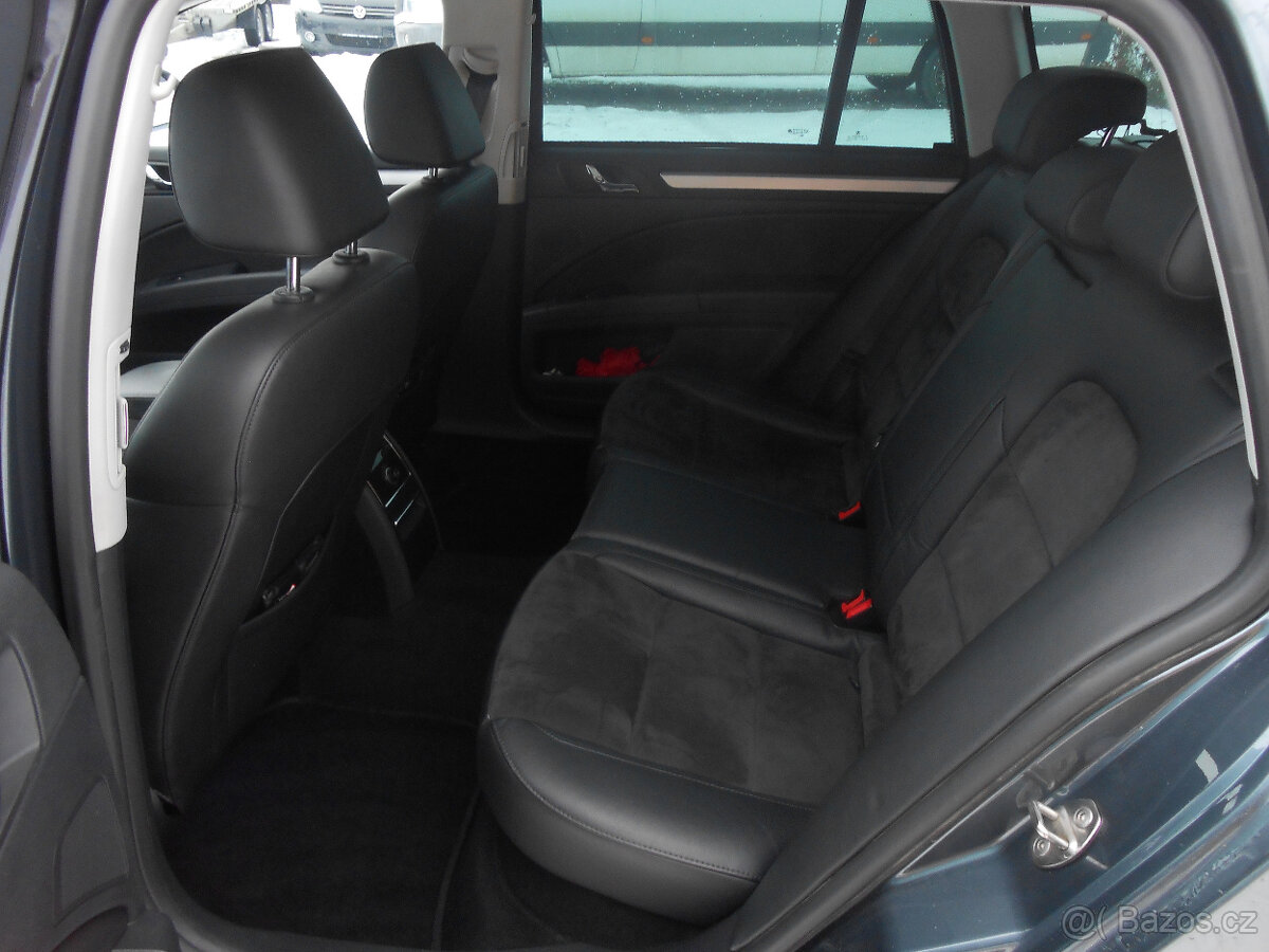 Škoda Superb 2.0 TDi 4x4 125Kw Scout - 16