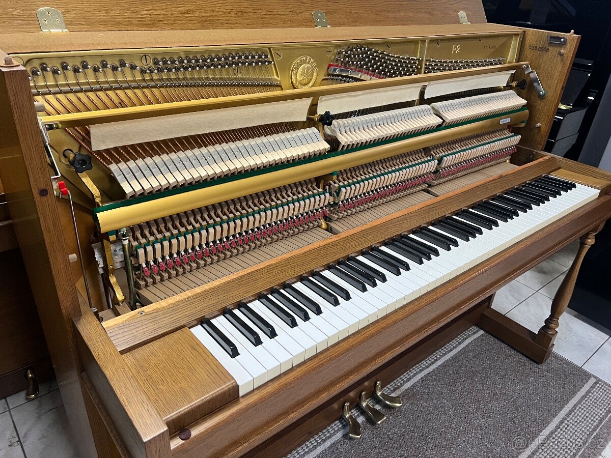 Japonské pianino Yamaha mod. P2 se zárukou 5 let. - 16