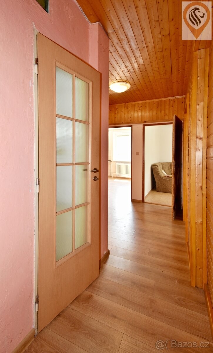 Víceúčelový dům s bytem 5+1 a prostory k podnikání – Šenov u - 16