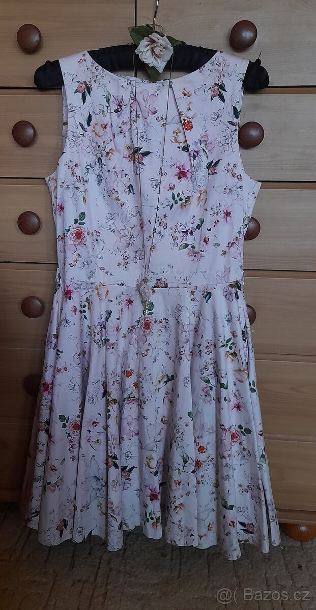 Closet květinové šaty s kapsami - 16