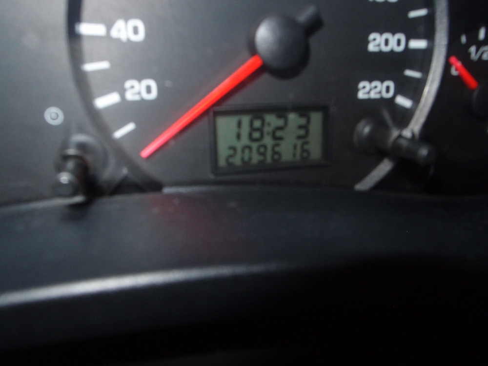 Ford Tourneo Connect 1.8 TDCi 230L /Tažný/ 8 Sedadel / Klima - 16