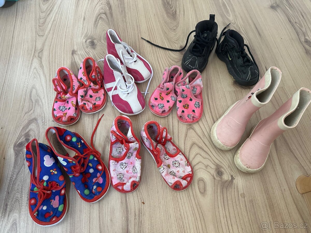 Dětské oblečení - 16