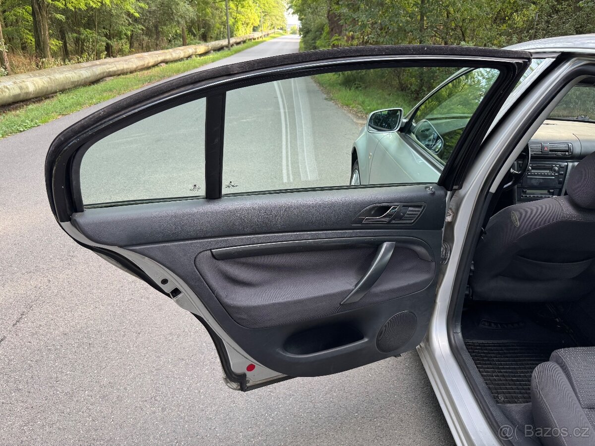 Škoda Superb 1.9 TDI 96 kW Elegance - 16