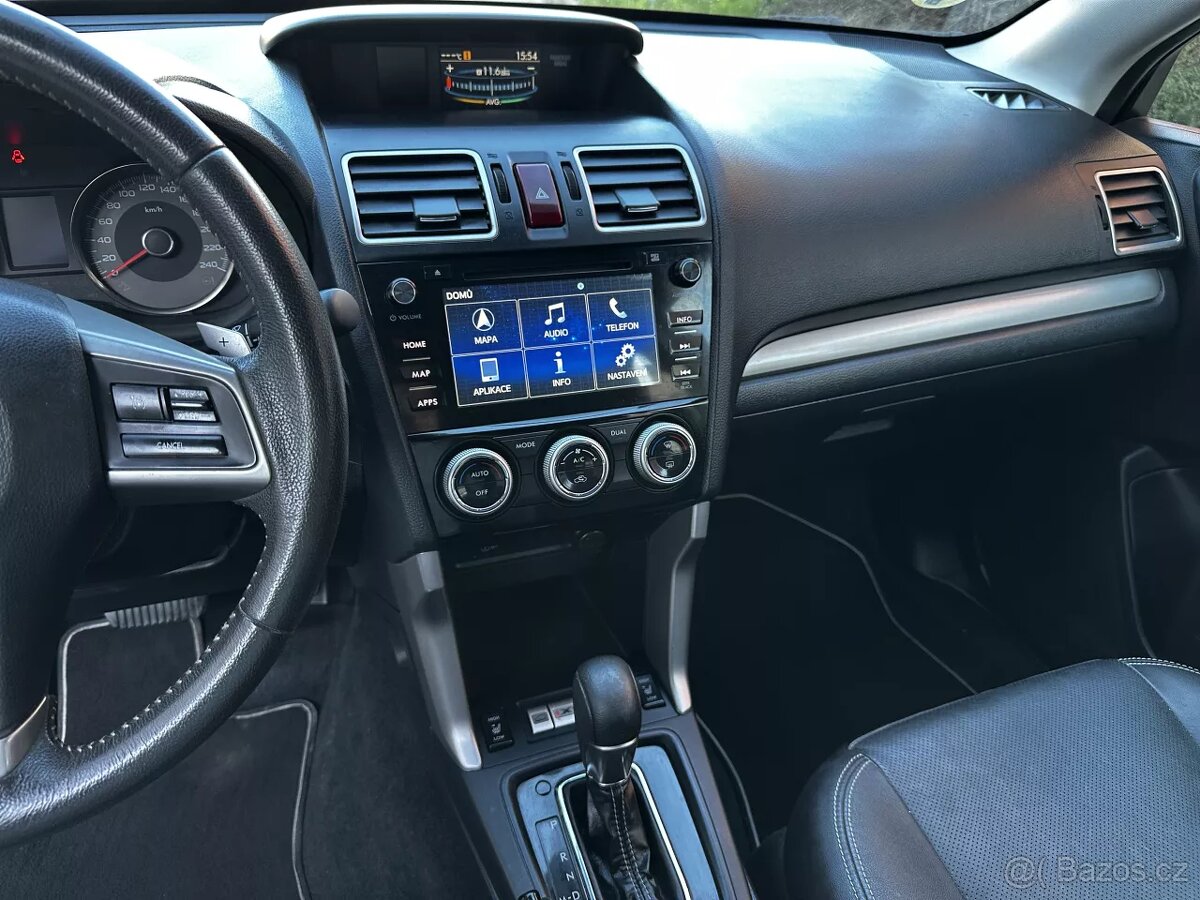 Subaru Forester SJ 2.0 D 4x4 Kůže Navi Xenony Panorama Tažné - 16