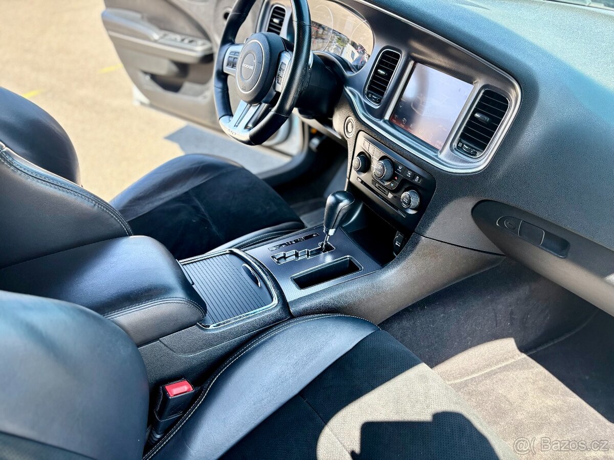 2014 Dodge Charger SRT Superbee | 392 HEMI | 470 koní - 16