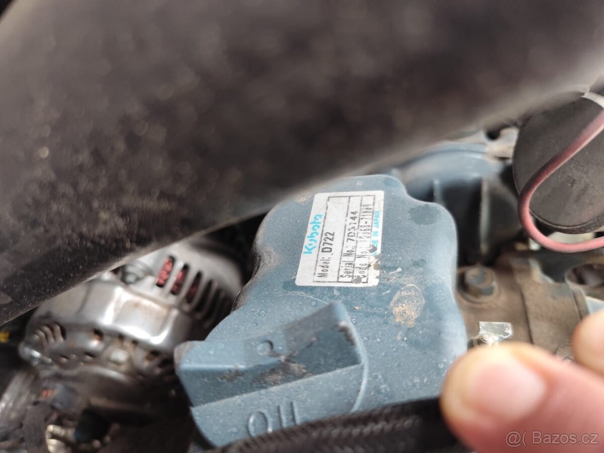 Bagr Bobcat 320. 2x lyžica. - 16