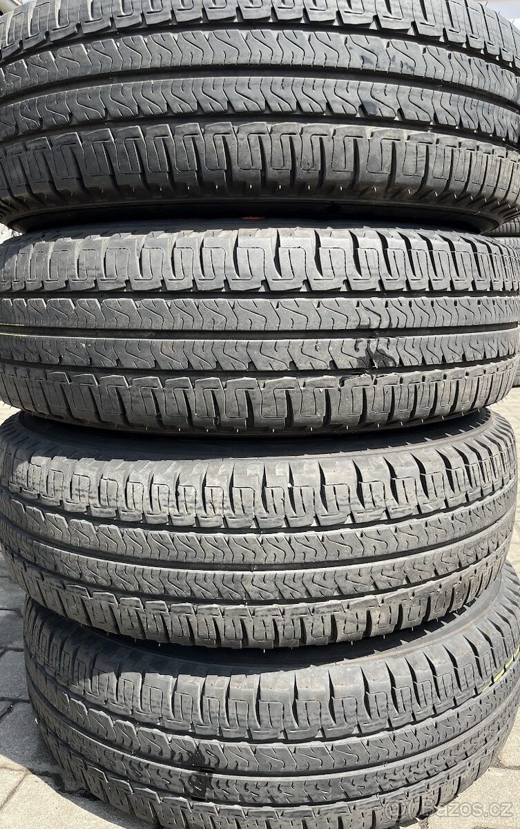 Alu 6x16 5x130 ET68 pneu 225/75/16C - 16