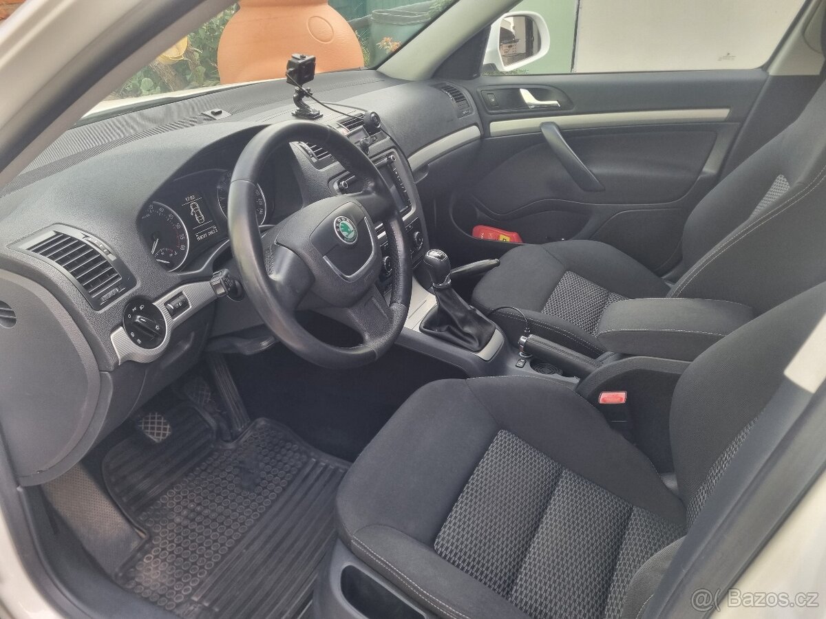 Škoda Octavia 2, 1.6 TDI - 16