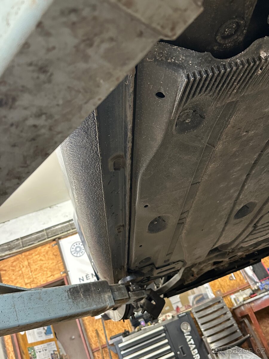 Skoda Octavia 2016 1.6 TDI - dobrý stav - 16