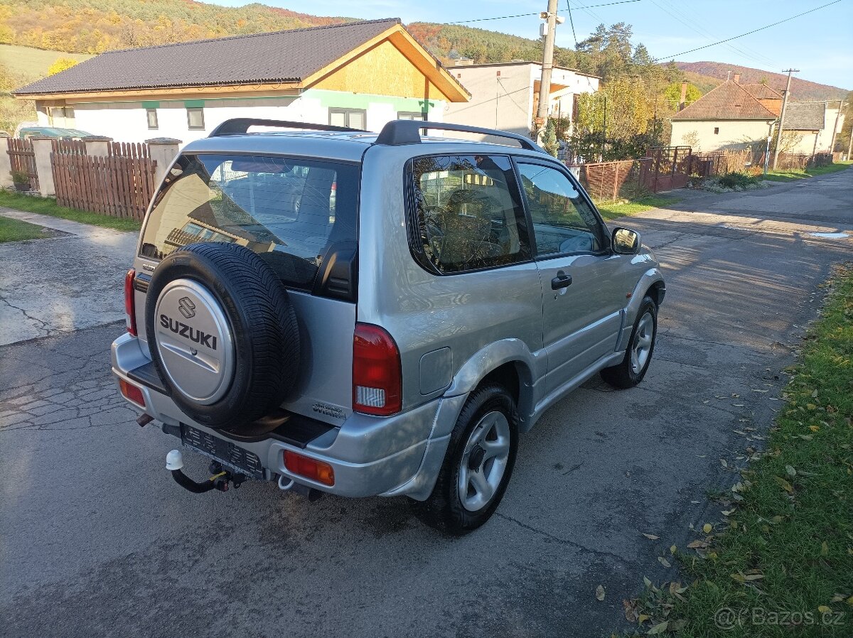 Suzuki Grand Vitara 1.6 4x4 benzín - 16