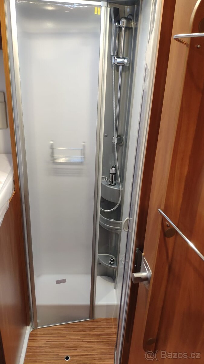 LAIKA KOSMO EMBLEMA 509 - 16