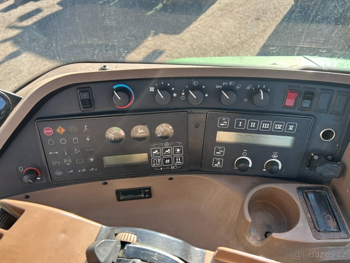 John Deere 8200 - 16