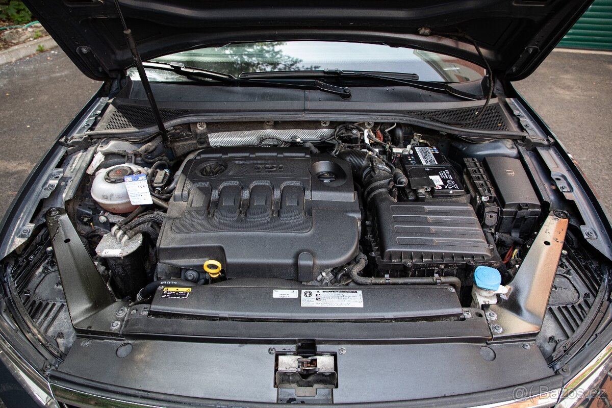 VW Passat Variant 2.0 TDI - 110KW - DSG - 16