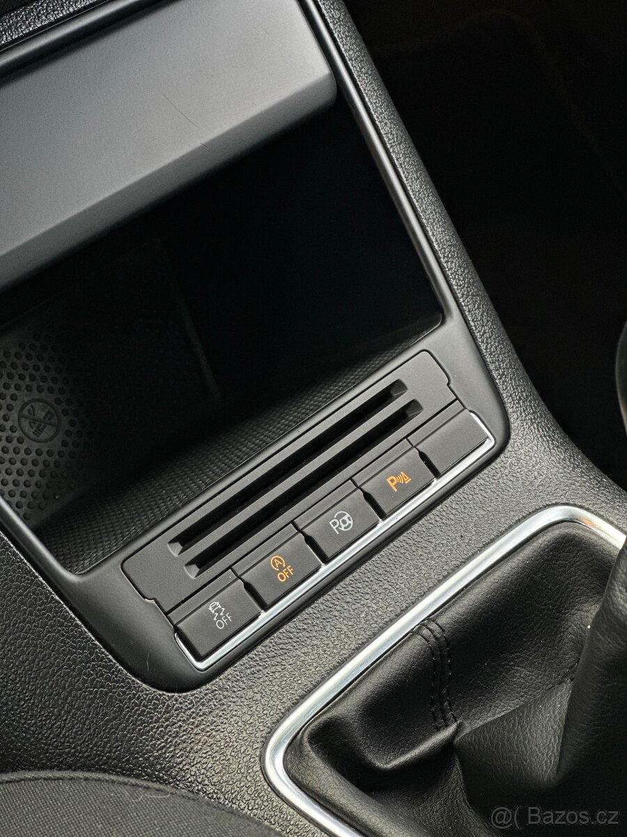 Volkswagen tiguan 2.0tdi ( TOP STAV) - 16