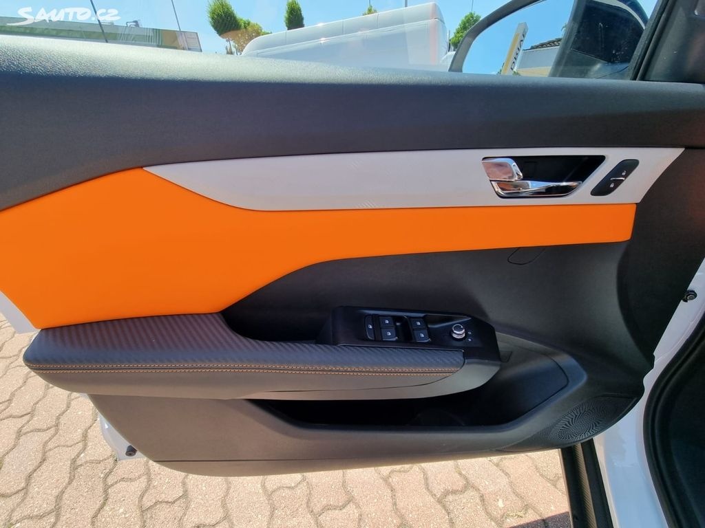 Dongfeng Shine, E1 - 16