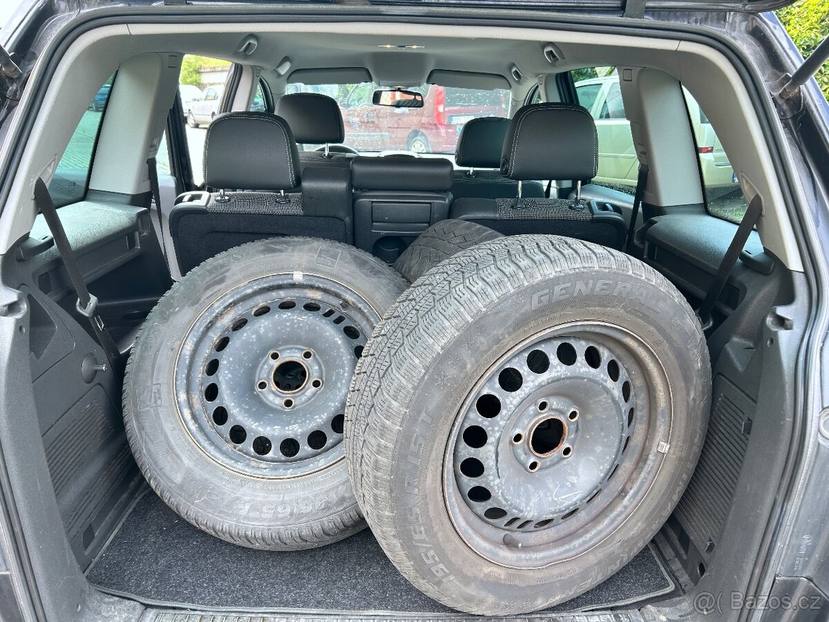 Opel Zafira B 1,8 103 kW, xenony, 253.000 km, černá - 16