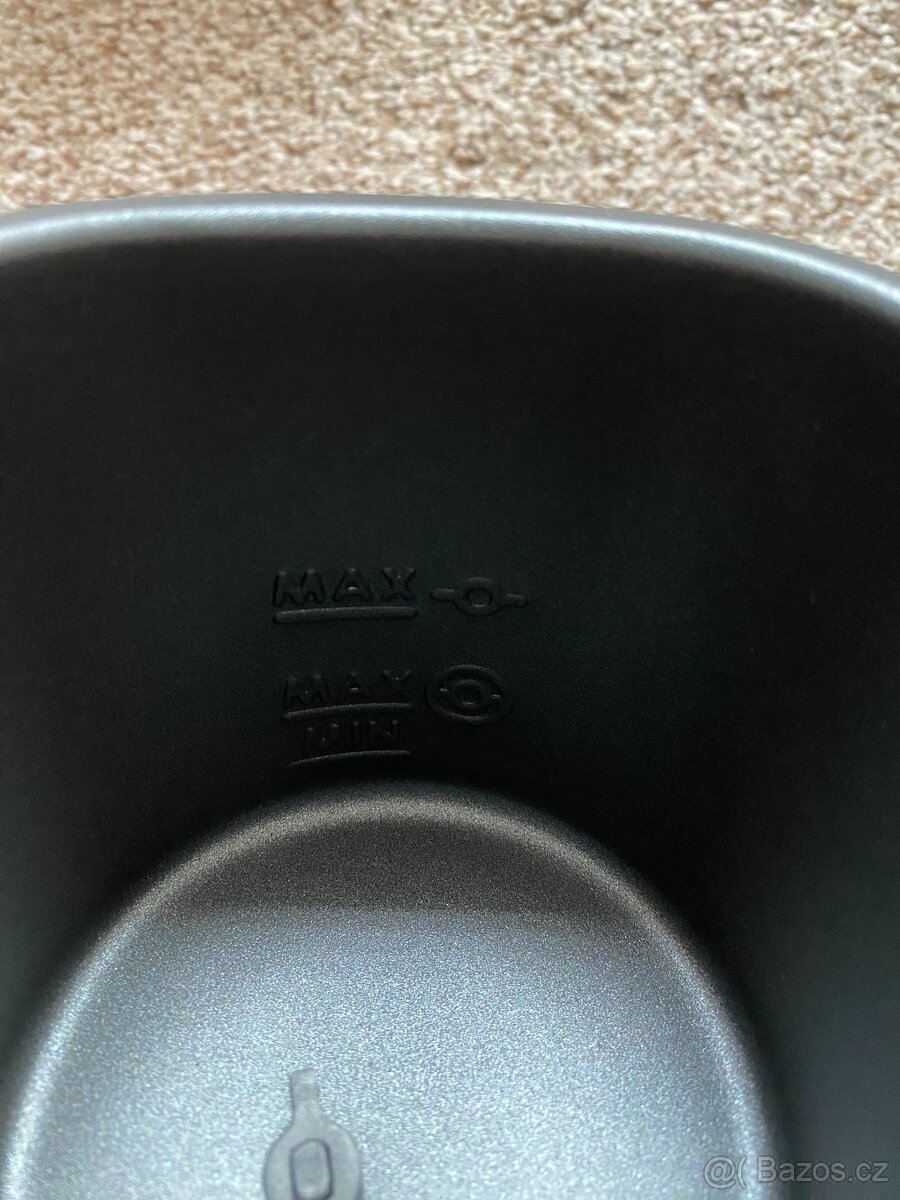 Nový elektrický napěňovač mléka Tchibo - orig. balení, černý - 16