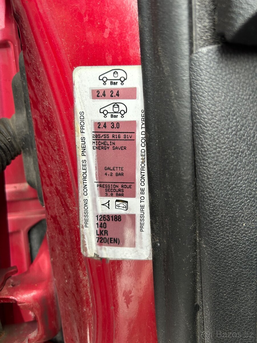 Peugeot 308 facelift 2011-2013 přední nárazník - 16