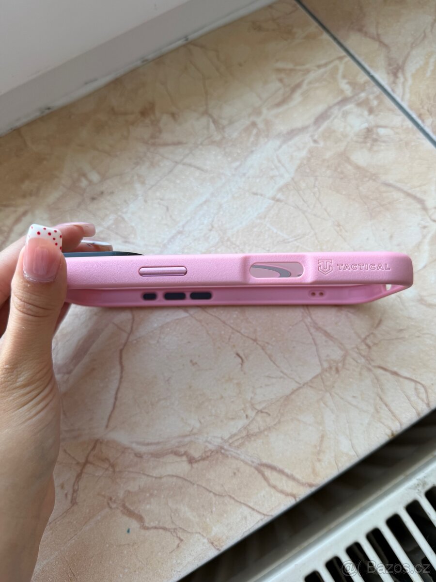 IPhone 16 pro kryty - 16