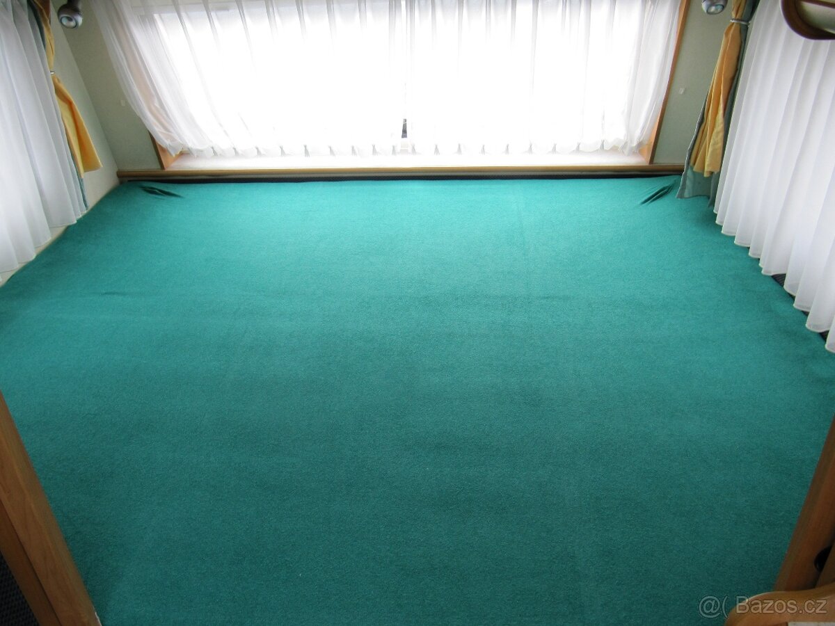 Prpdám karavan Hobby 495 UF,r.v.2002 + předstan + nosič kol. - 16