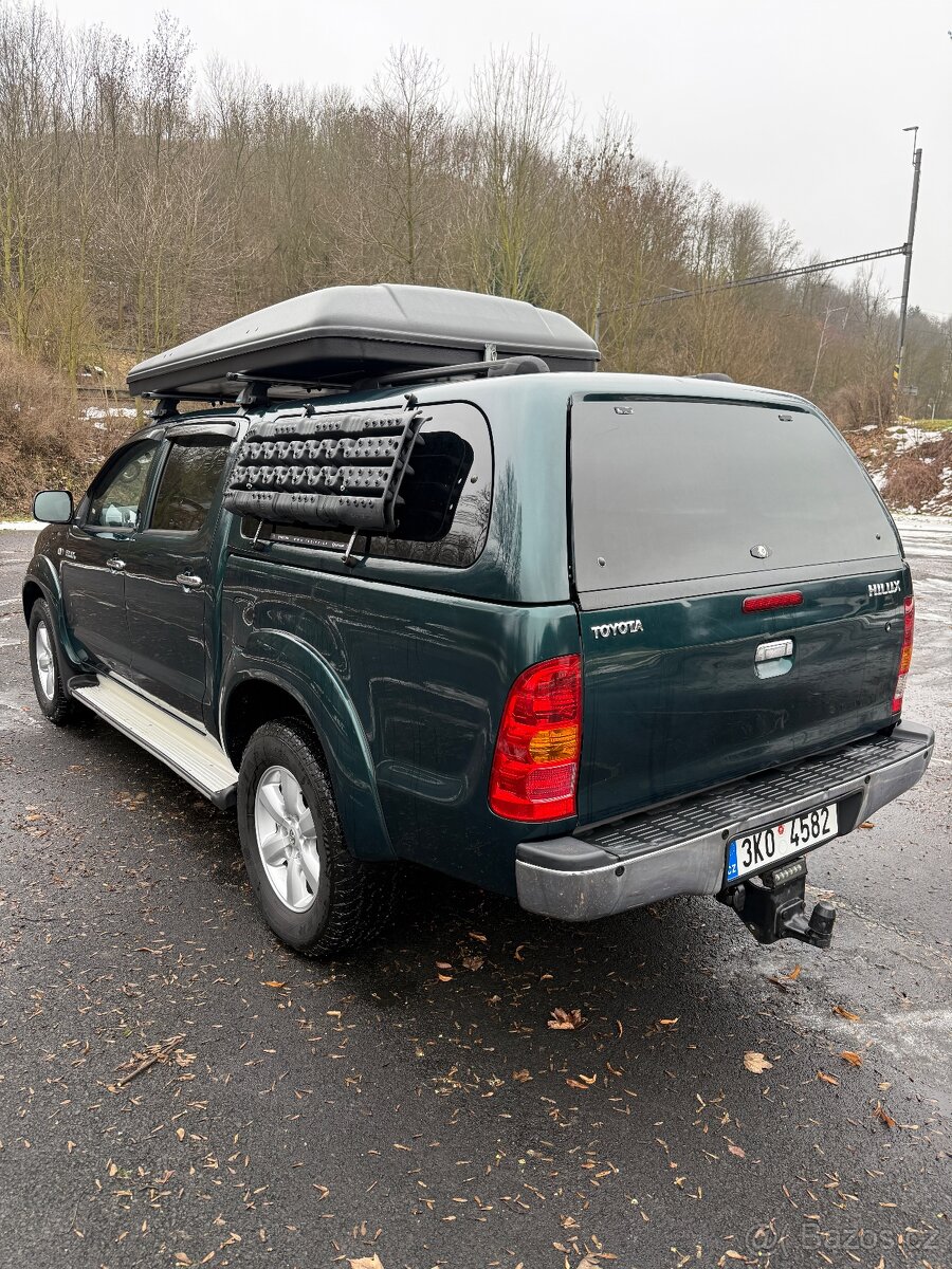 Toyota Hilux 3.0 - 16