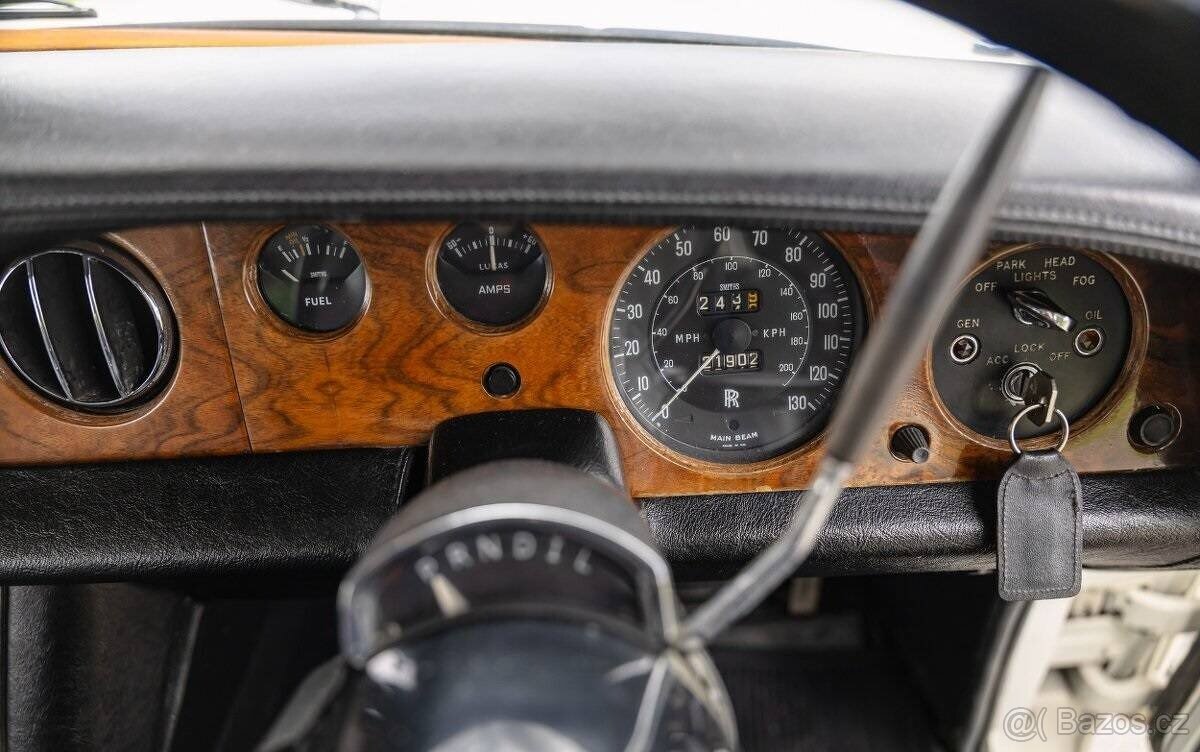 Rolls-Royce Silver Shadow - 16