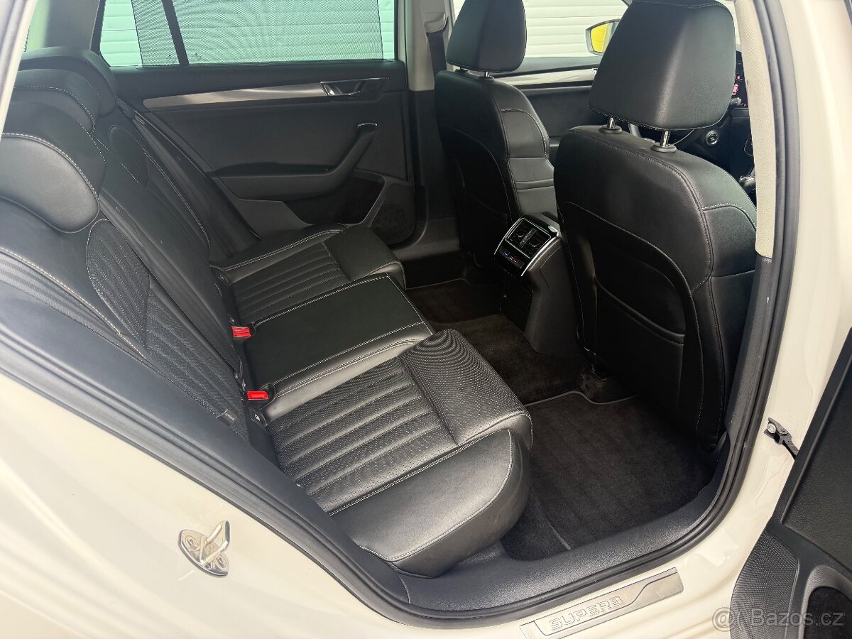 Škoda SUPERB 2.0 TDi DSG MATRIX VIRTUAL WEBASTO KAMERA TAŽNÉ - 16