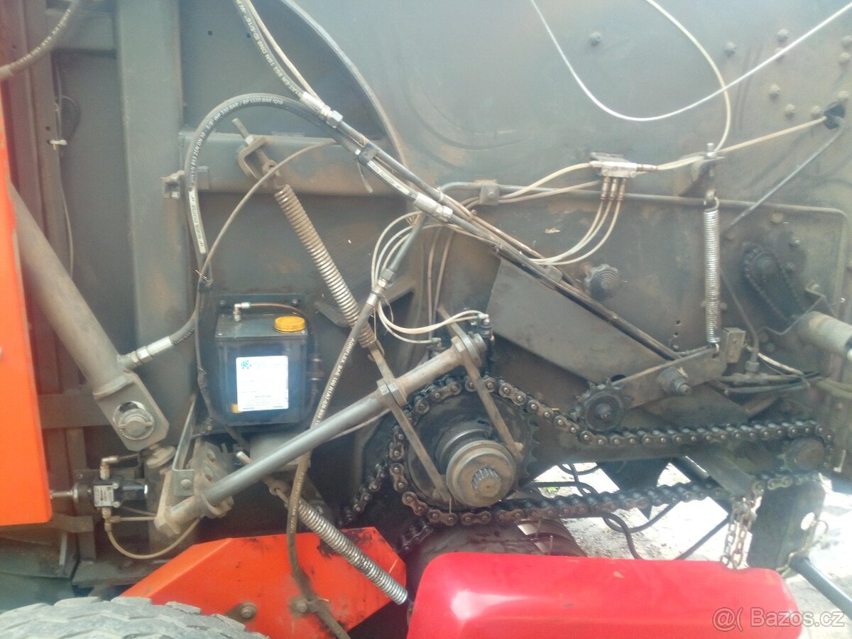 lis na kulaté balíky ursus z 543 - 16