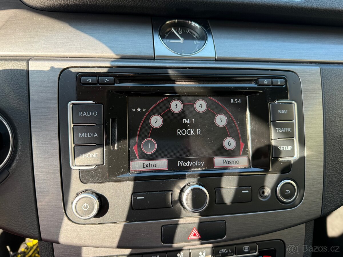 VW Passat B7 Variant 2.0 tdi - 16