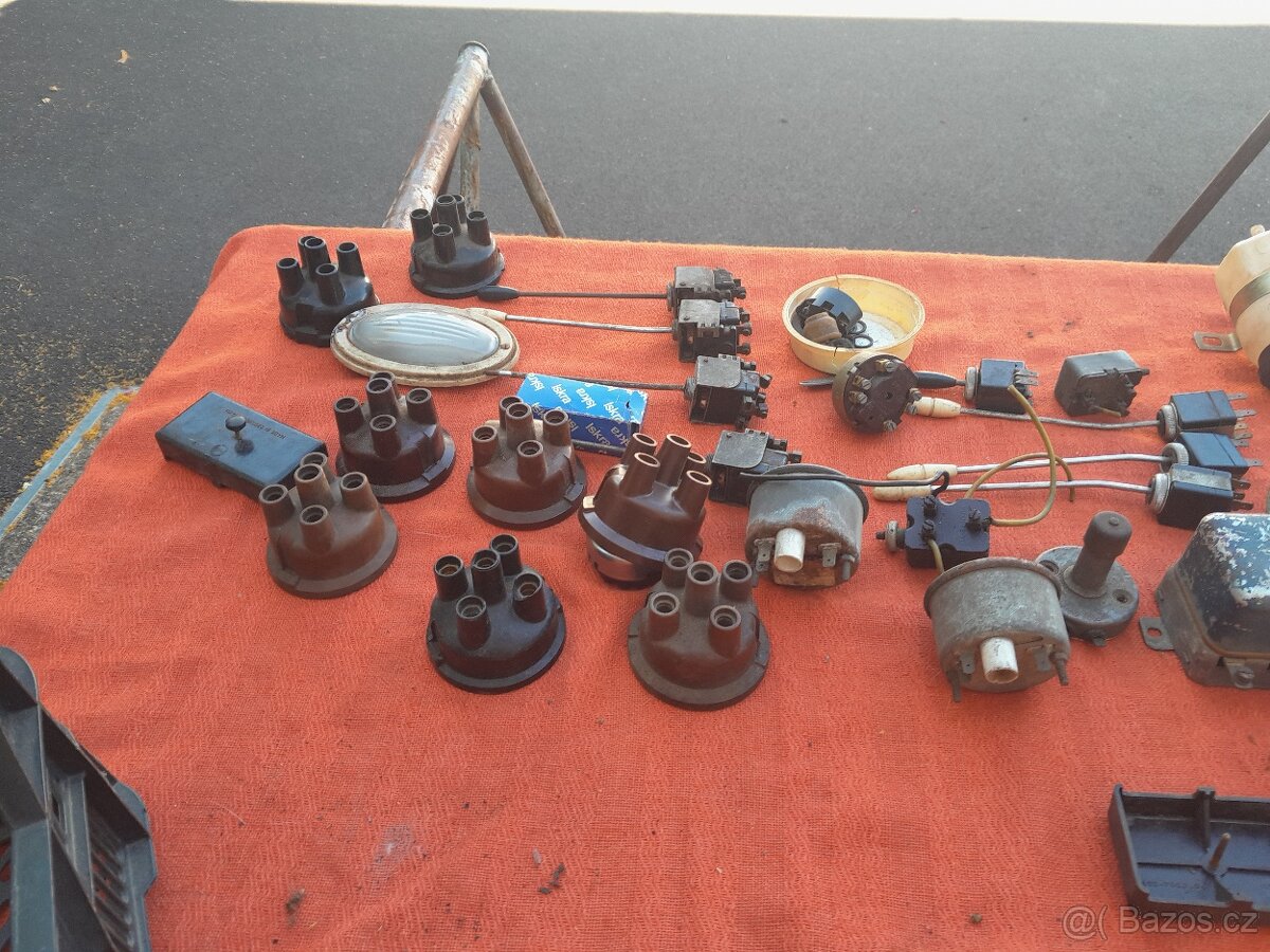 Směs náhradních dílů na Starou Škoda Octavie - 16