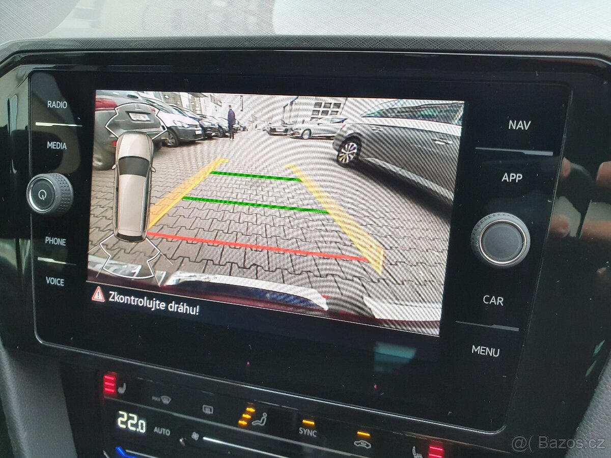 VW Passat B8 GTE Variant 1.4TSI 160kW DSG - záruka Autodraft - 16