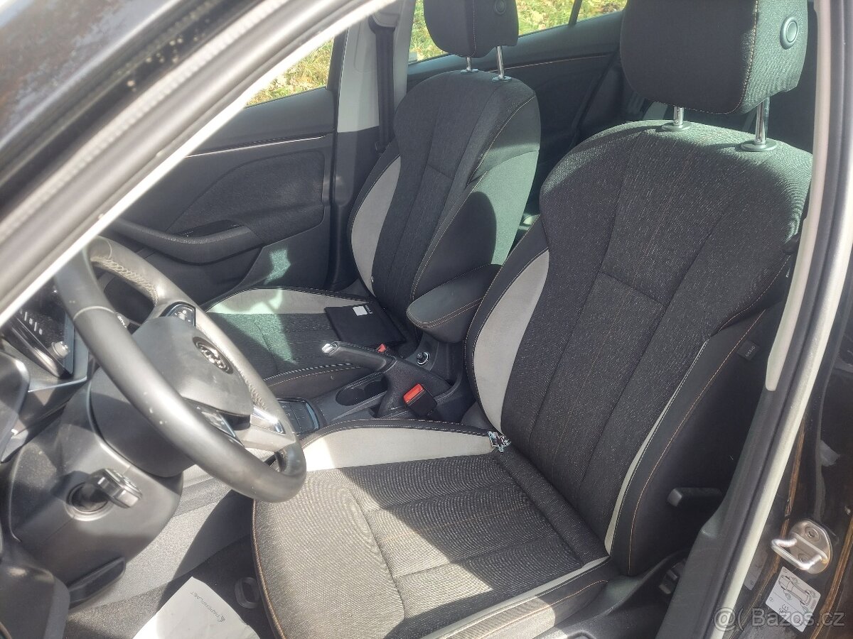 Havarovaní Škoda Scala Style 1.5 TSI 110 kW - 16