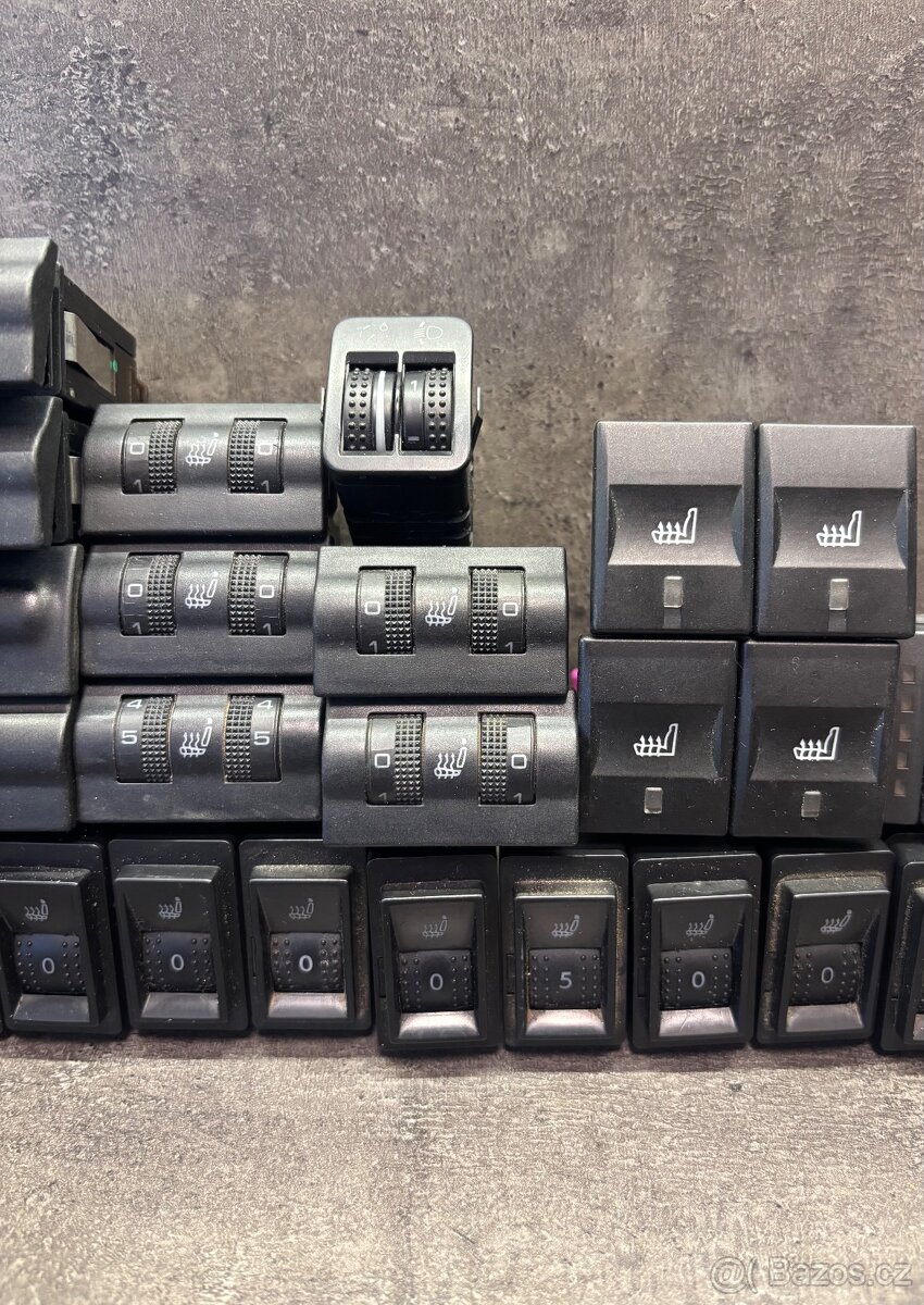 Ovladače,vypínače,relé,spínače. - 16