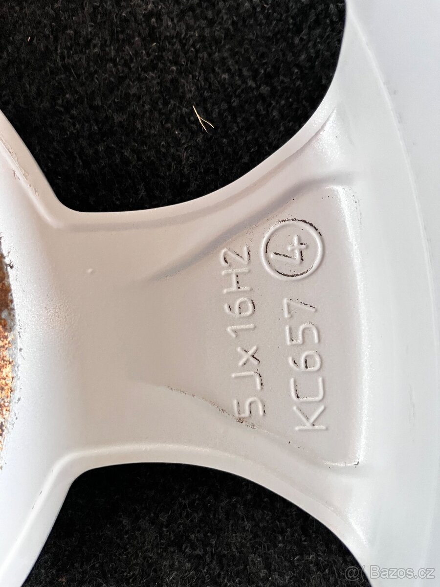 Lada Niva originál Alu disky - ET 58 - 16