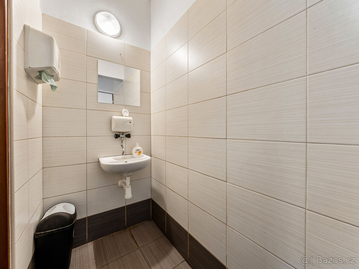 Prodej komerčního objektu (restaurace) s možností dalšího vy - 16