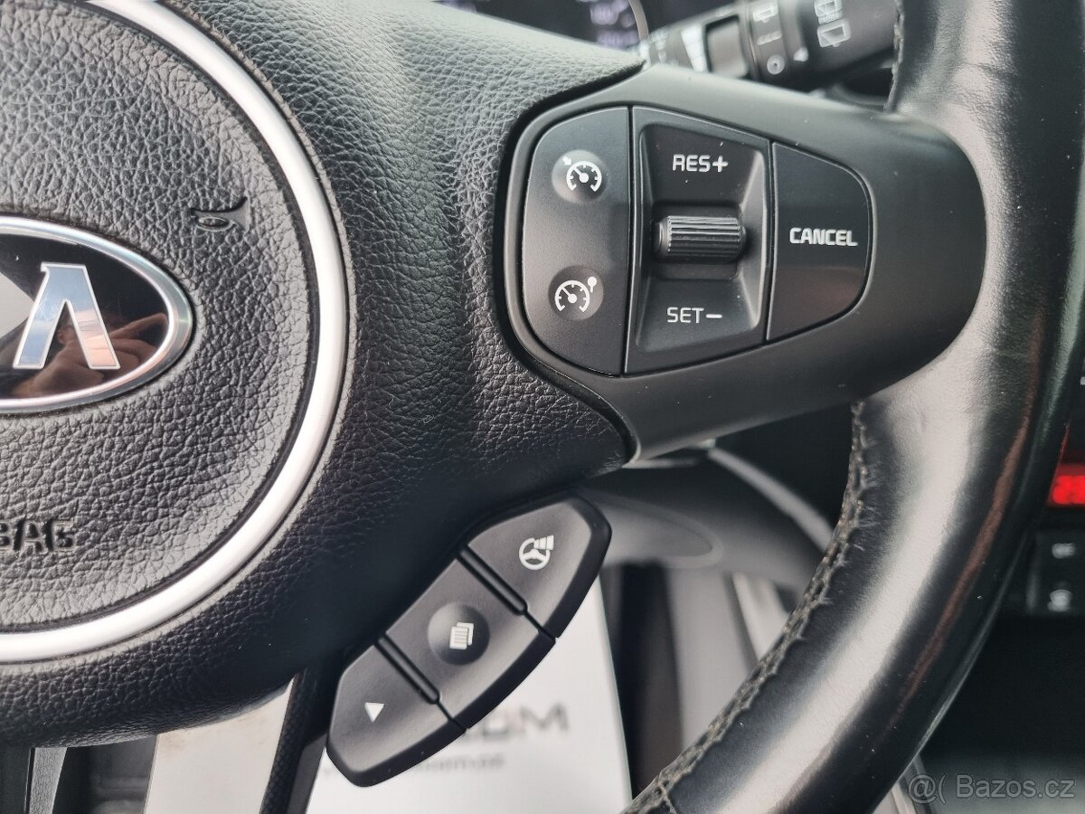 Kia Carens, 1.6 GDI - 16