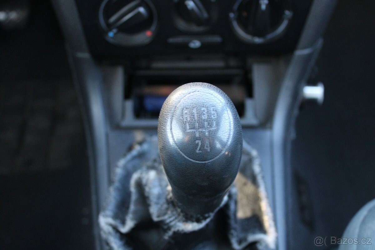 Škoda Octavia, 1,6i 74KW, r.v. 2000, STK 3/2027 - 16