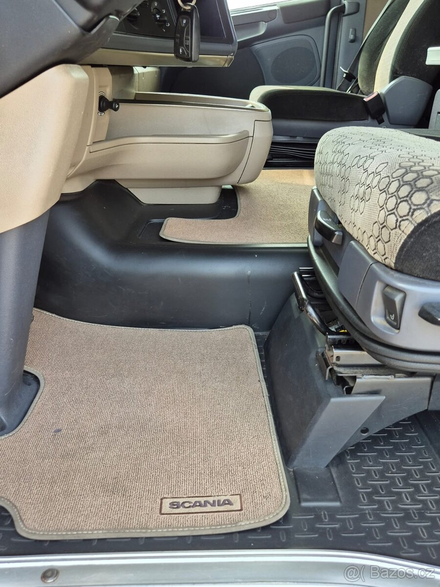 SCANIA R520 V8 TOPLINE-STREAMLINE 2015 - 16