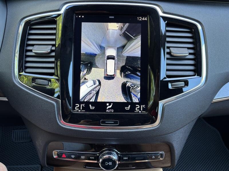Volvo XC90 D5 AWD, 4X4, REZERVACE - 16
