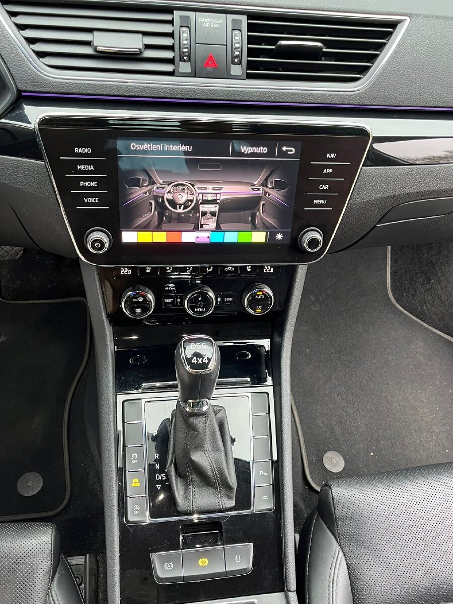 Škoda Superb L&K rv.2018 - 16