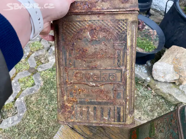 Stare plechovky - 16