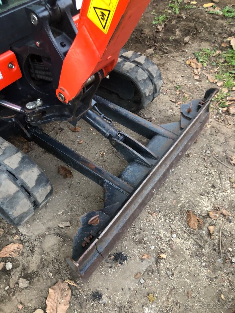 Minibagr KUBOTA KX 016 - 16