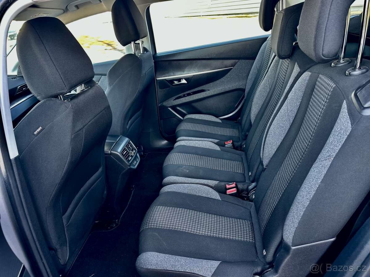 Peugeot 5008 1.6 133 kW r.v. 2019 - 16