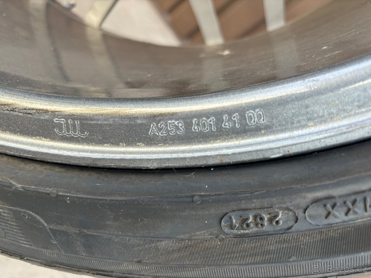 Alu Kola r21 Mercedes GLC63s AMG celoroční pneumatiky - 16