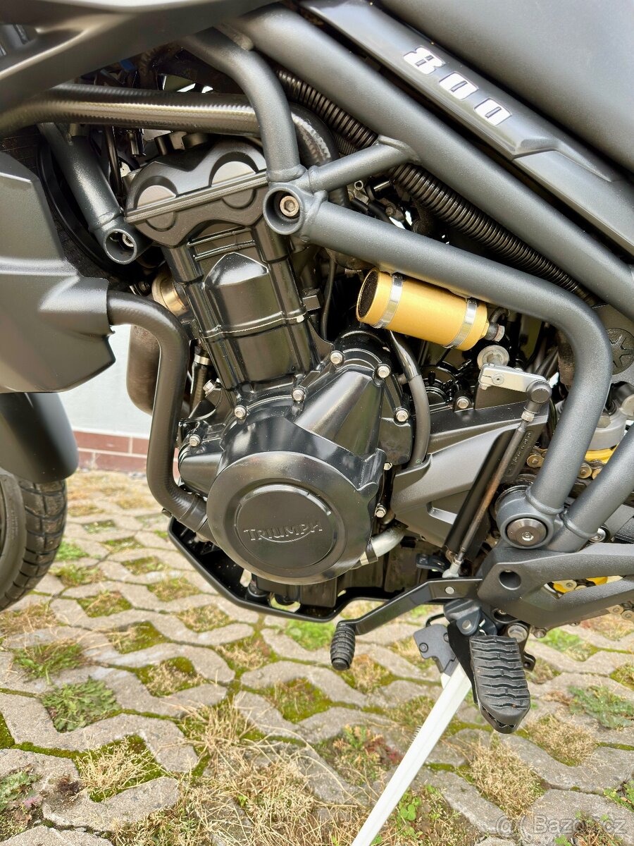 Triumph tiger 800 xc - 16
