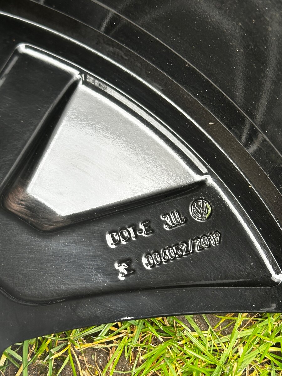 4x alu kola Volkswagen 20” + letní pneu Bridgestone Turanza - 16