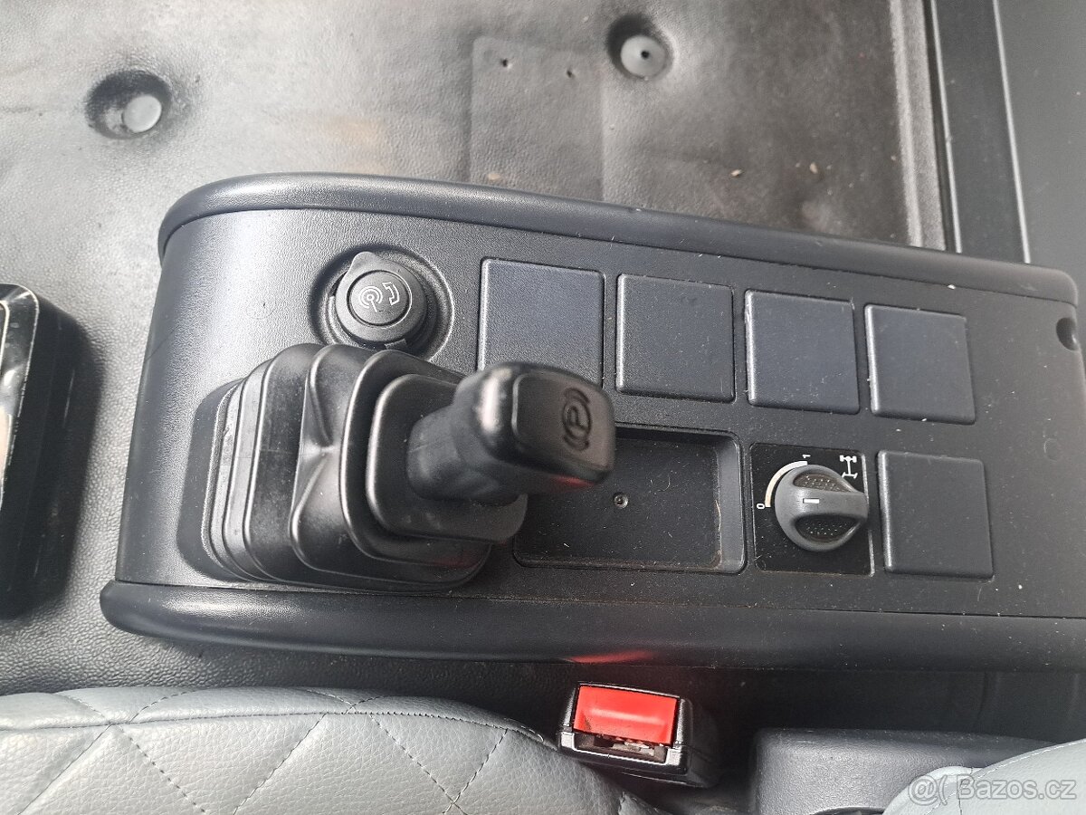 Kabina Iveco Eurocargo 7.5E21 Euro 6 r.v. 12/2015 - 16